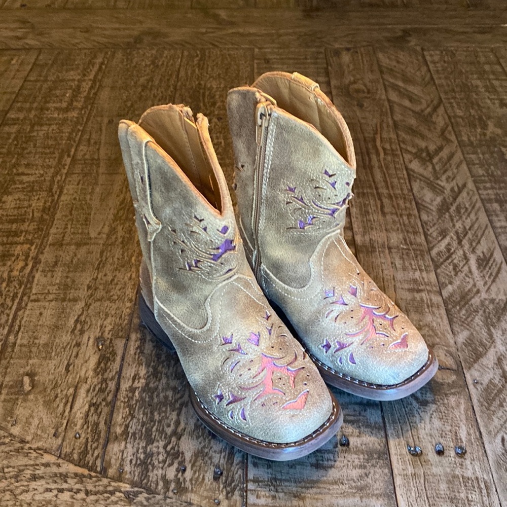 Girls Roper boots size 8